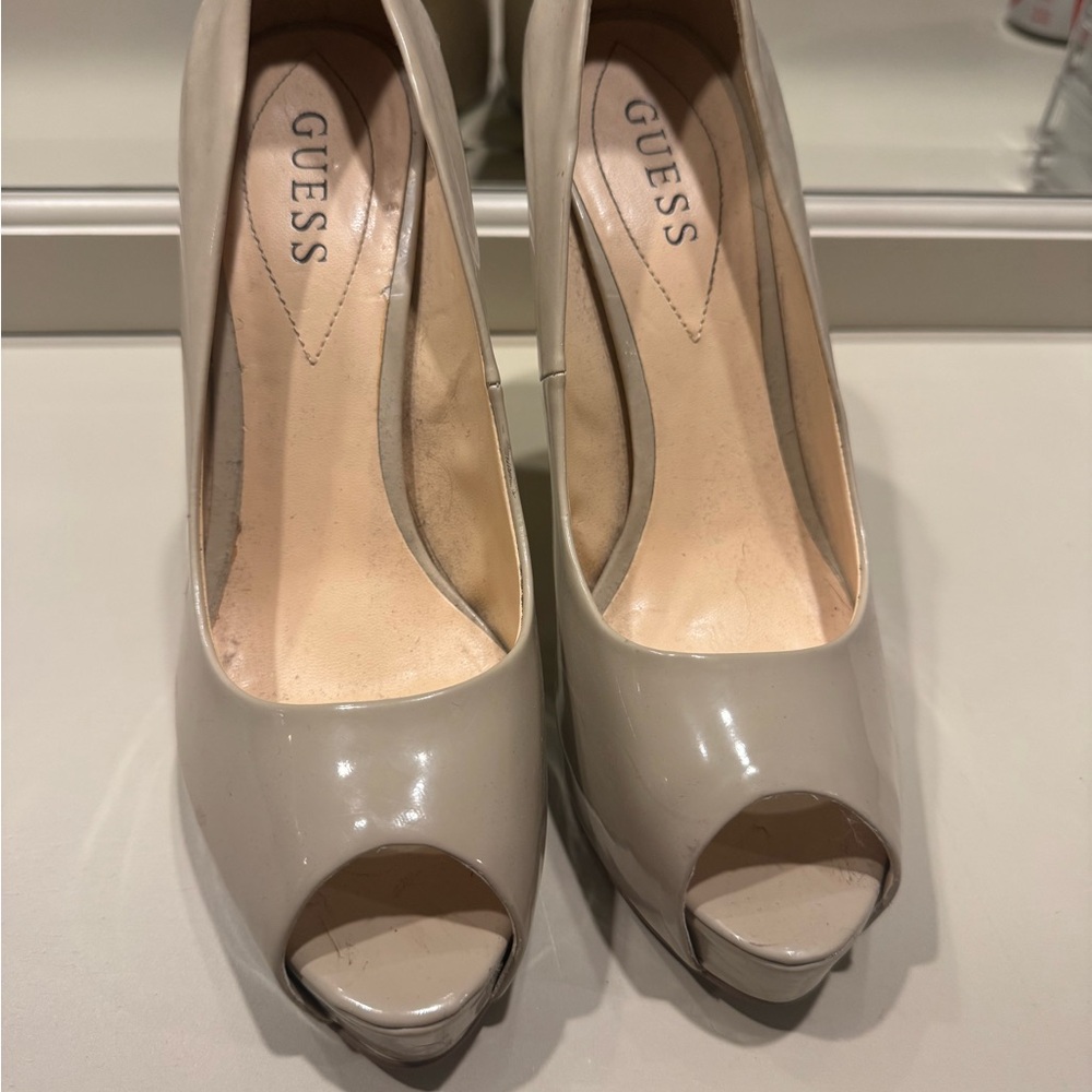 Guess Cream Patent Leather Heels